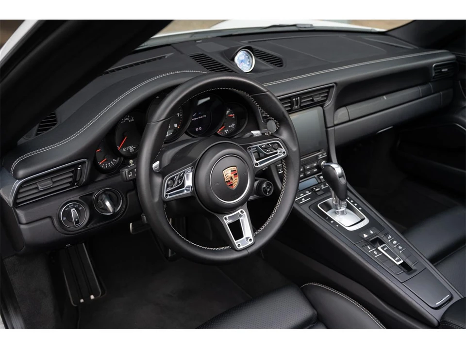 2017 Porsche 991 Carrera - Image 6 of 10