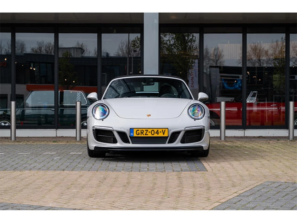 2017 Porsche 991 Carrera - Image 2 of 10