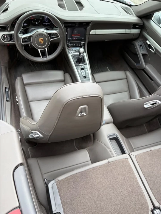 2017 Porsche 991 Carrera 4 - Image 11 of 15