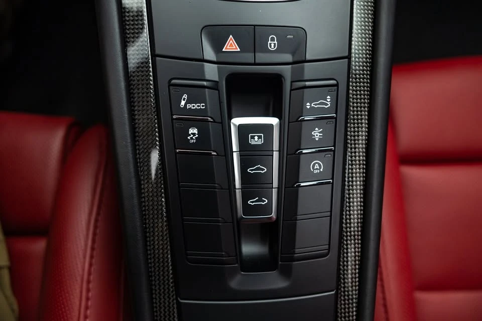 2017 Porsche 991 Turbo S - Image 18 of 19