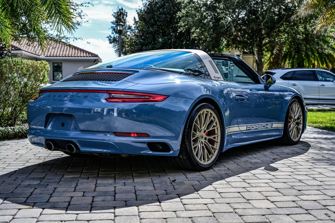 2017 Porsche 991 Targa 4 & 4S - Image 6 of 6