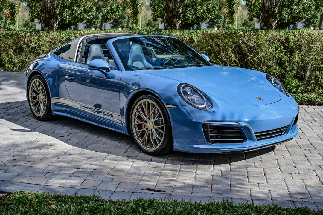 2017 Porsche 991 Targa 4 & 4S - Image 2 of 6