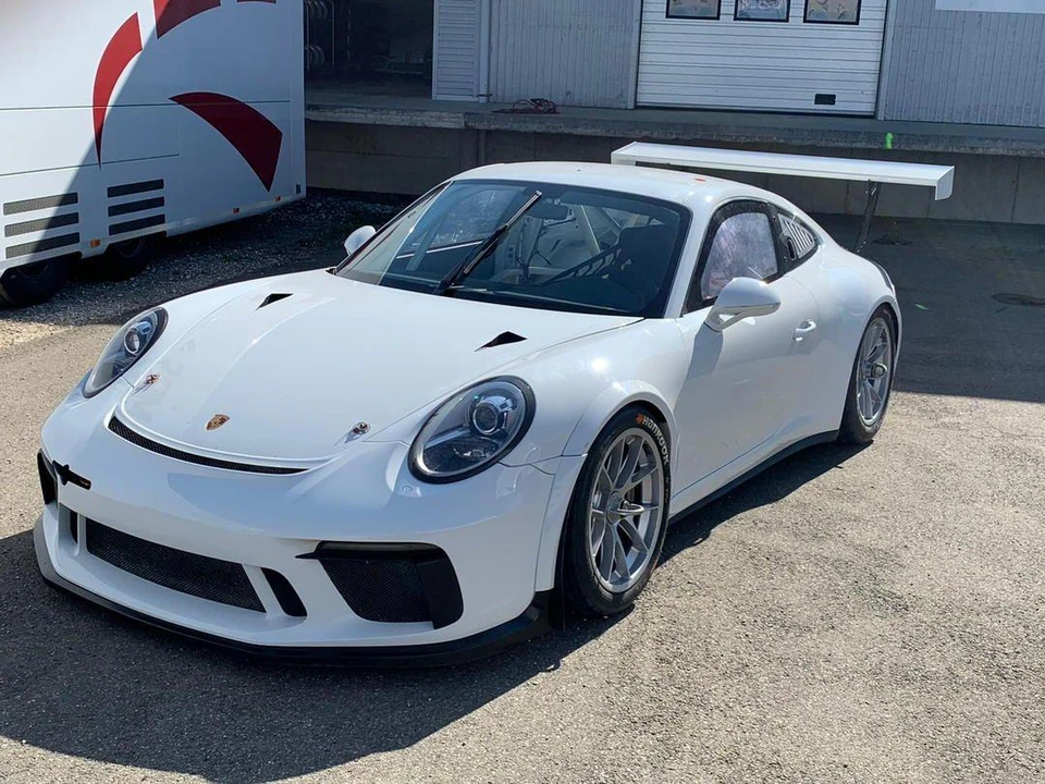 2017 Porsche 991 GT3 - Image 2 of 6