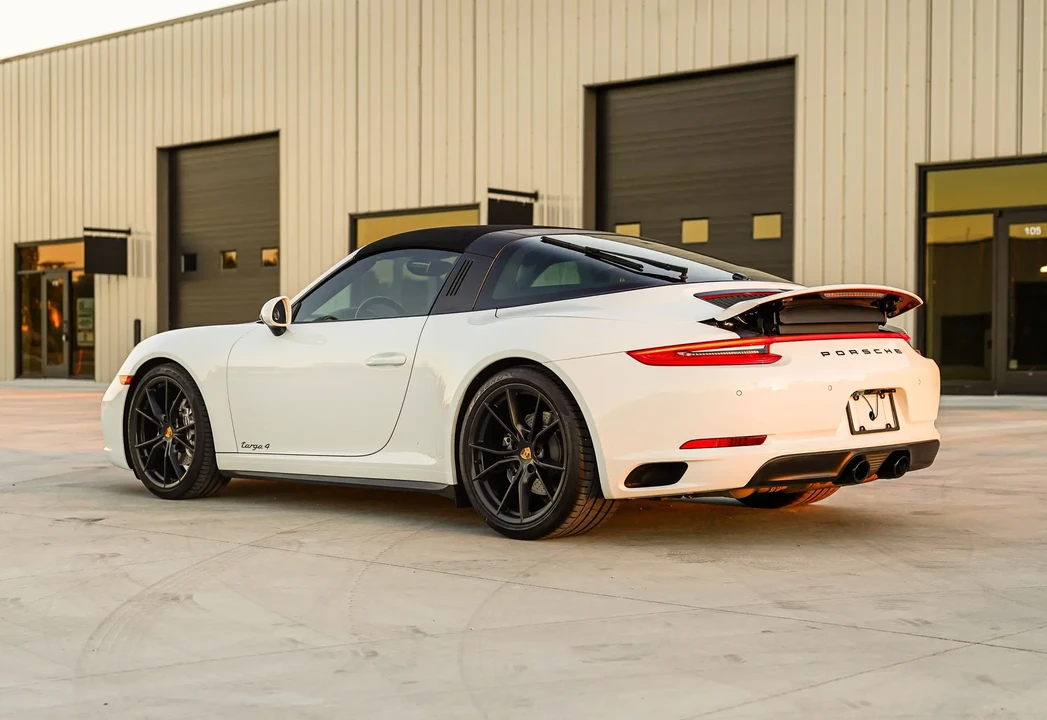 2017 Porsche 991 Targa 4 & 4S - Image 6 of 6