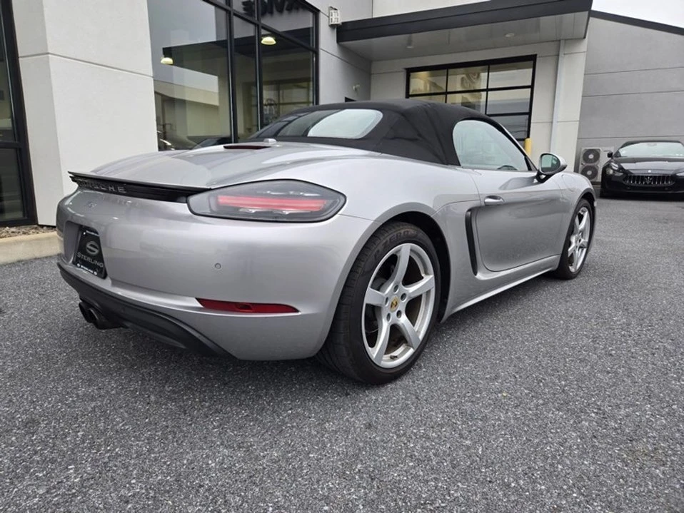 2017 Porsche 718 Boxster - Image 11 of 20
