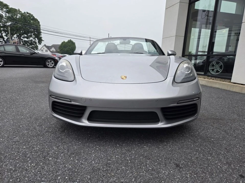 2017 Porsche 718 Boxster - Image 8 of 20