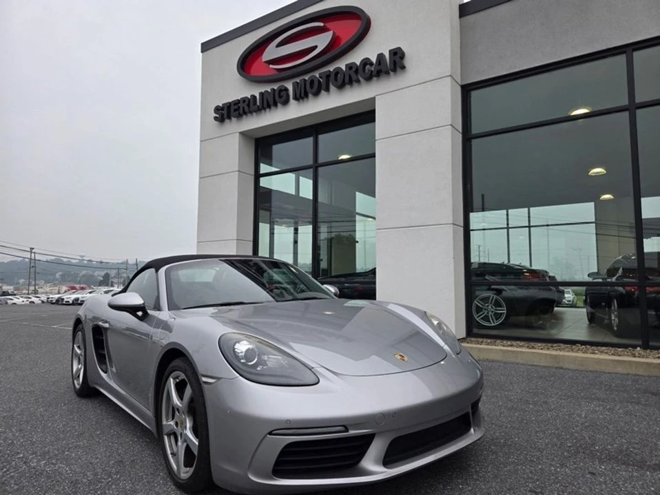 2017 Porsche 718 Boxster - Image 9 of 20