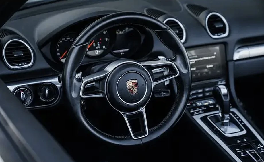 2017 Porsche 718 Boxster - Image 4 of 7