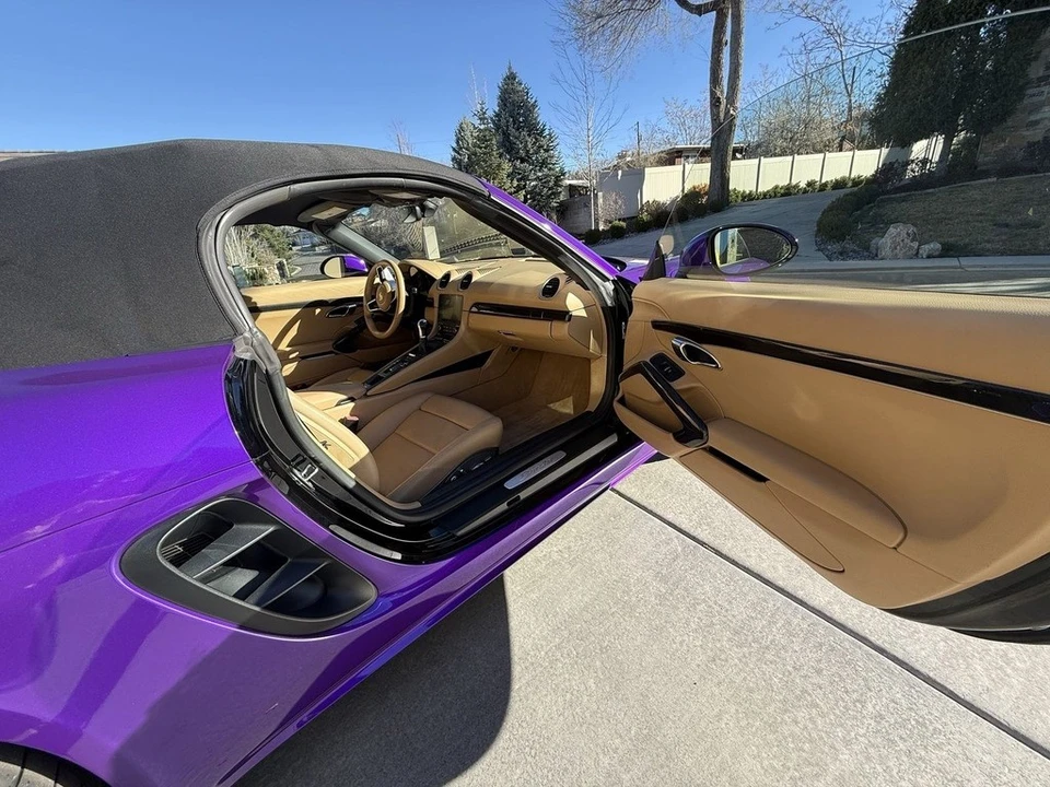 2017 Porsche 718 Boxster - Image 8 of 10