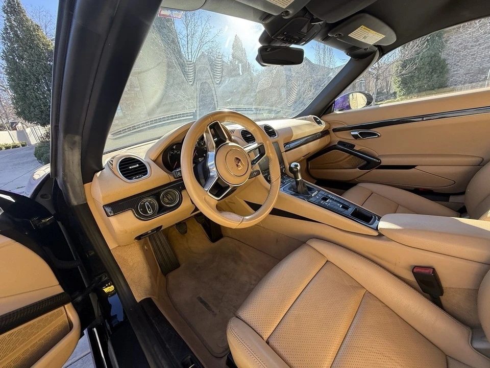 2017 Porsche 718 Boxster - Image 6 of 10
