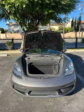2017 Porsche 718 Boxster - Image 11 of 18