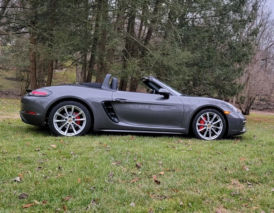 2017 Porsche 718 Boxster S - Image 4 of 4