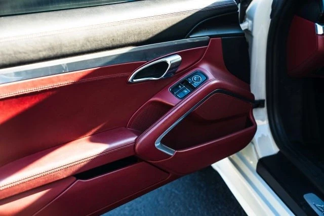 2017 Porsche 718 Boxster - Image 16 of 21