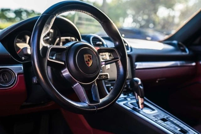 2017 Porsche 718 Boxster - Image 13 of 21