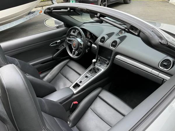 2017 Porsche 718 Boxster S - Image 4 of 9