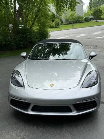 2017 Porsche 718 Boxster S - Image 3 of 8