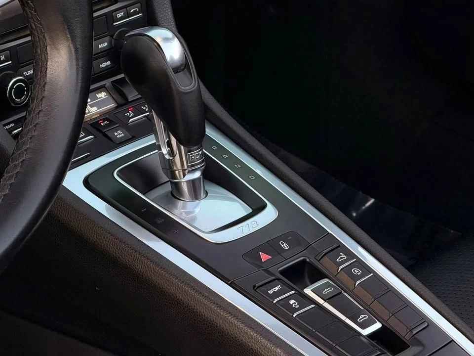 2017 Porsche 718 Boxster - Image 17 of 20