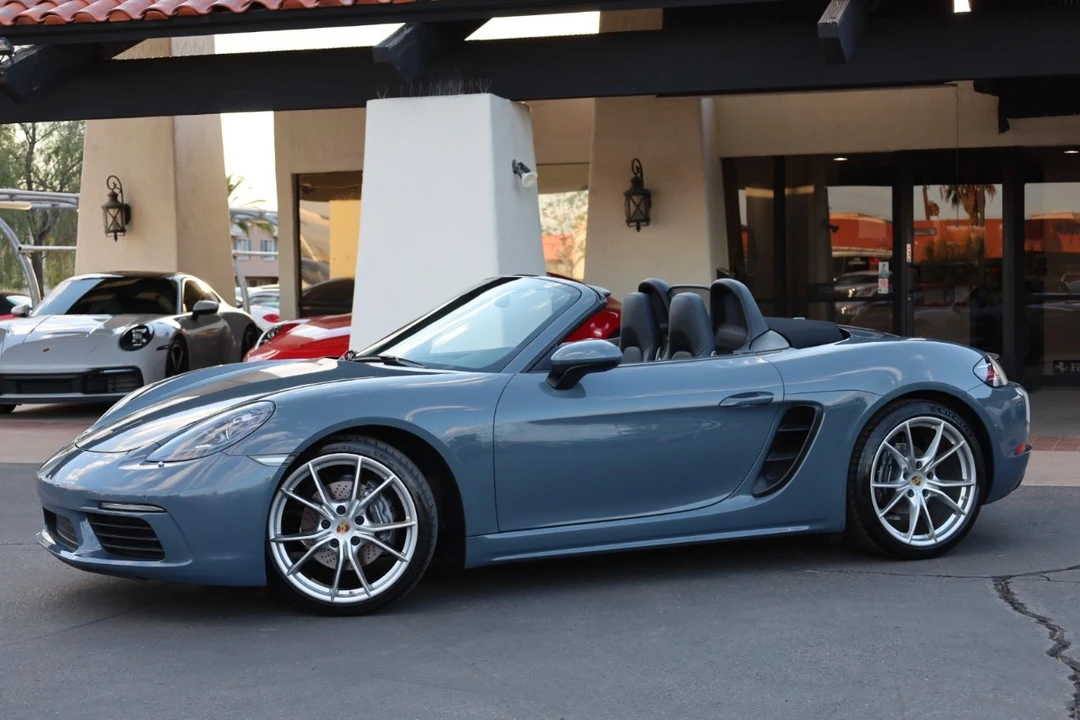 2017 Porsche 718 Boxster - Image 6 of 12