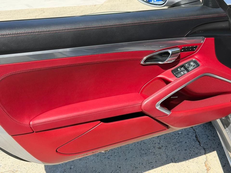 2017 Porsche 718 Boxster - Image 14 of 21