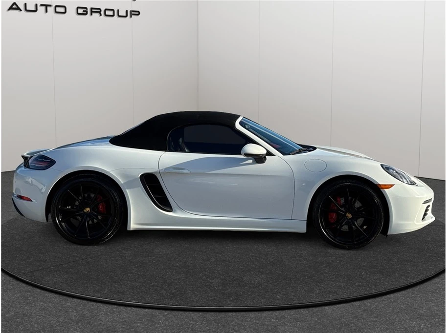 2017 Porsche 718 Boxster - Image 10 of 21