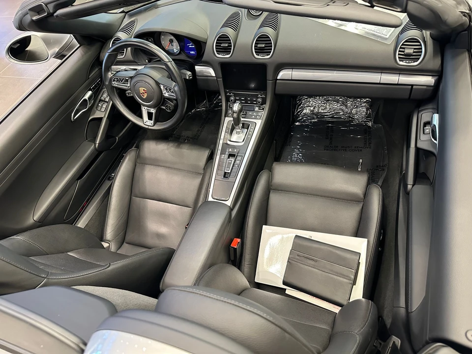 2017 Porsche 718 Boxster S - Image 3 of 7