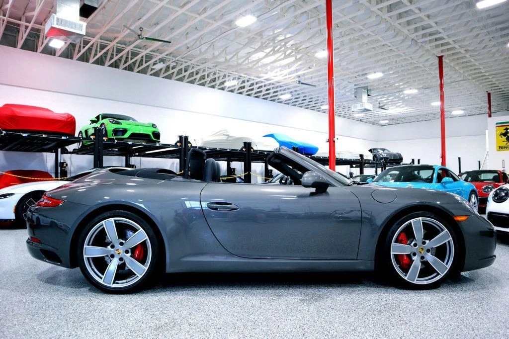 2017 Porsche 911 - Image 7 of 12