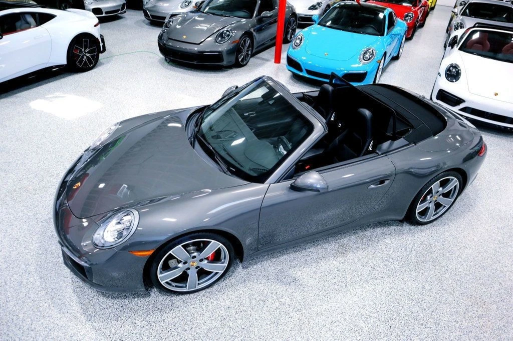 2017 Porsche 911 - Image 5 of 12