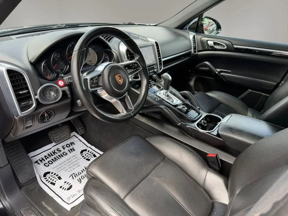2017 Porsche 958 Cayenne - Image 9 of 13