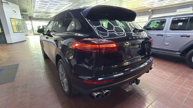 2017 Porsche 958 Cayenne - Image 5 of 20