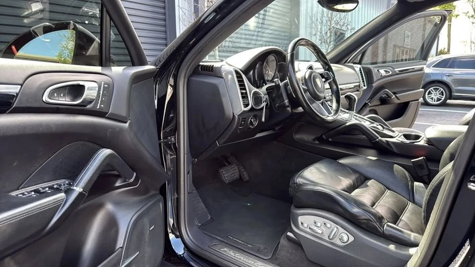 2017 Porsche 958 Cayenne - Image 5 of 11