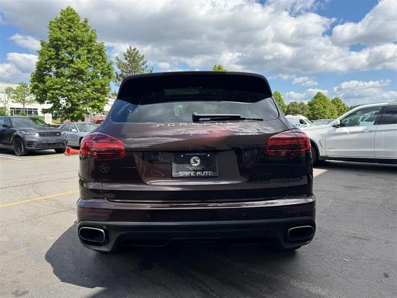 2017 Porsche 958 Cayenne - Image 6 of 20