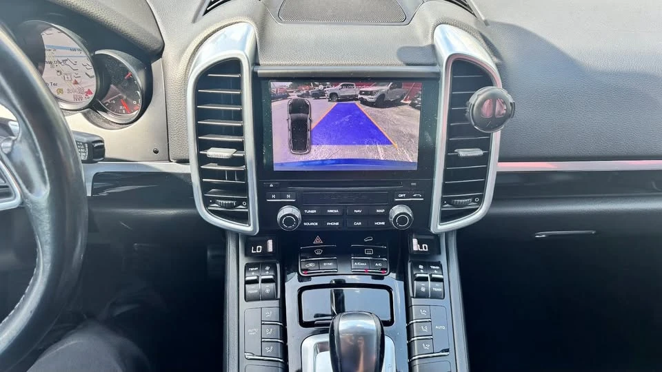 2017 Porsche 958 Cayenne - Image 15 of 20