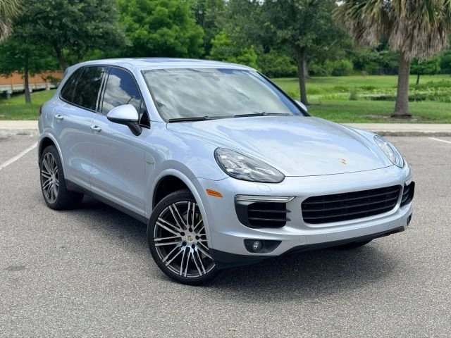 2017 Porsche 958 Cayenne - Image 3 of 17