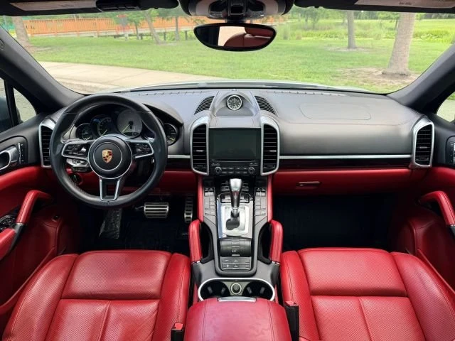 2017 Porsche 958 Cayenne - Image 11 of 17
