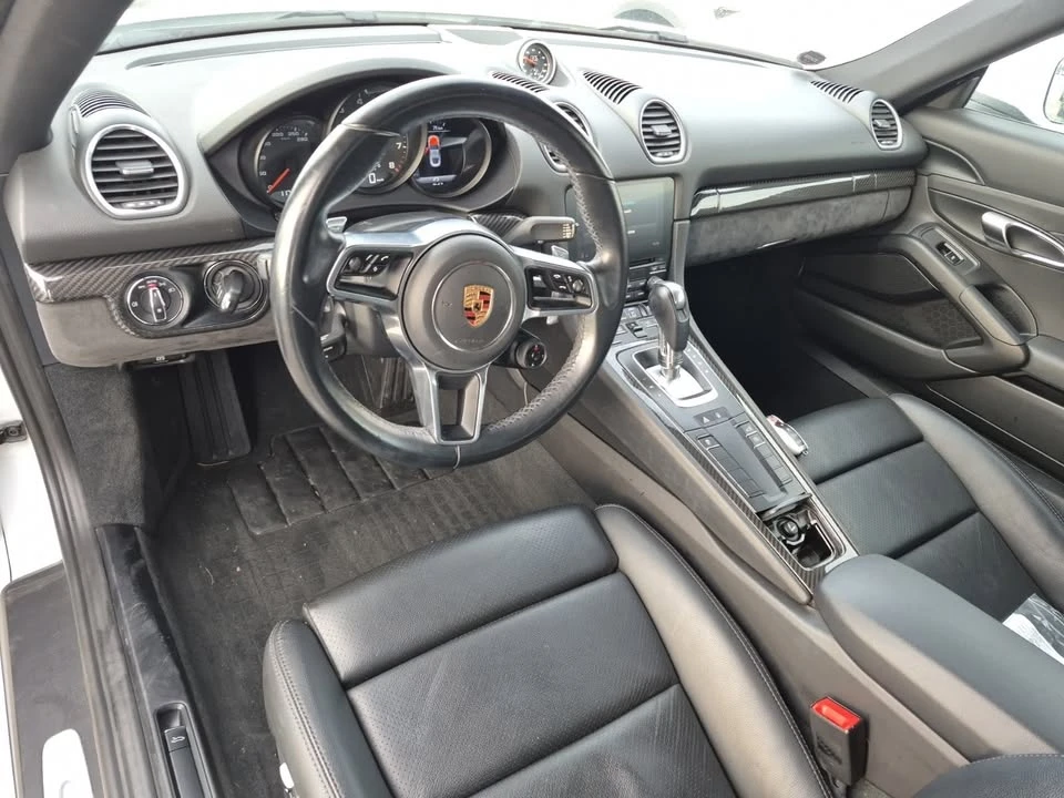2017 Porsche 718 Cayman - Image 8 of 9