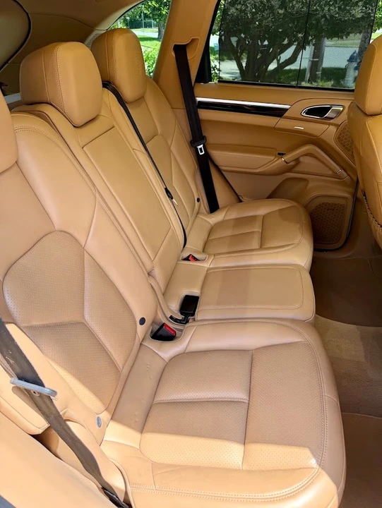 2017 Porsche 958 Cayenne - Image 11 of 20