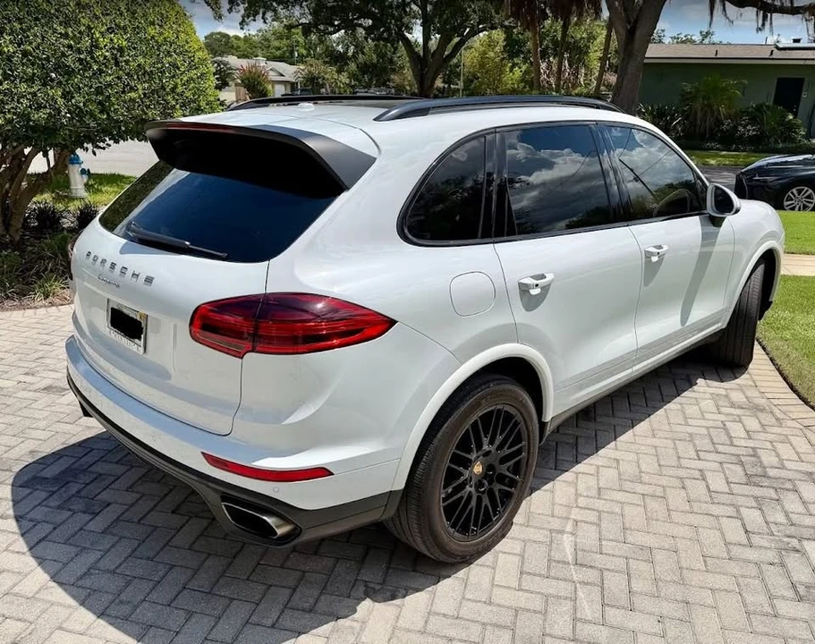 2017 Porsche 958 Cayenne - Image 6 of 20