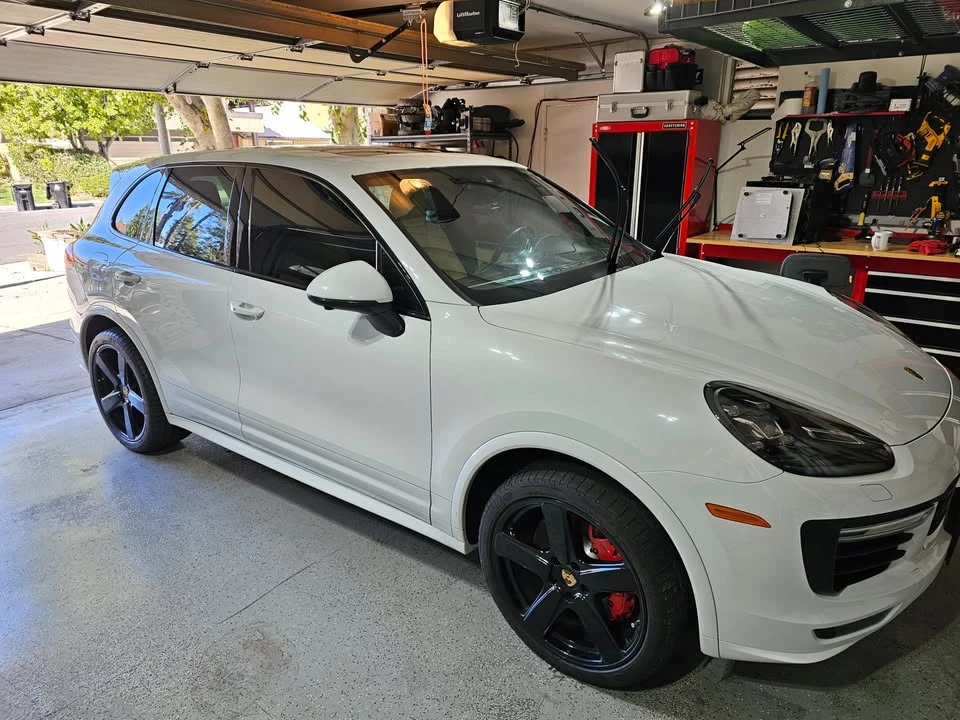 2017 Porsche 958 Cayenne Turbo - Image 9 of 19