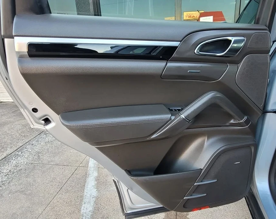 2017 Porsche 958 Cayenne - Image 19 of 20