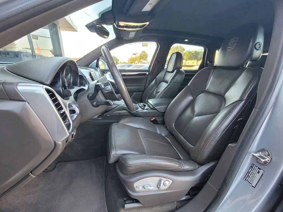 2017 Porsche 958 Cayenne - Image 12 of 20