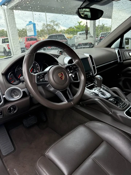 2017 Porsche 958 Cayenne - Image 6 of 6