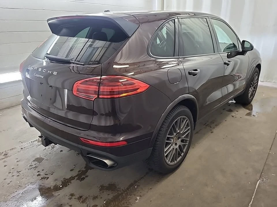 2017 Porsche 958 Cayenne - Image 4 of 9