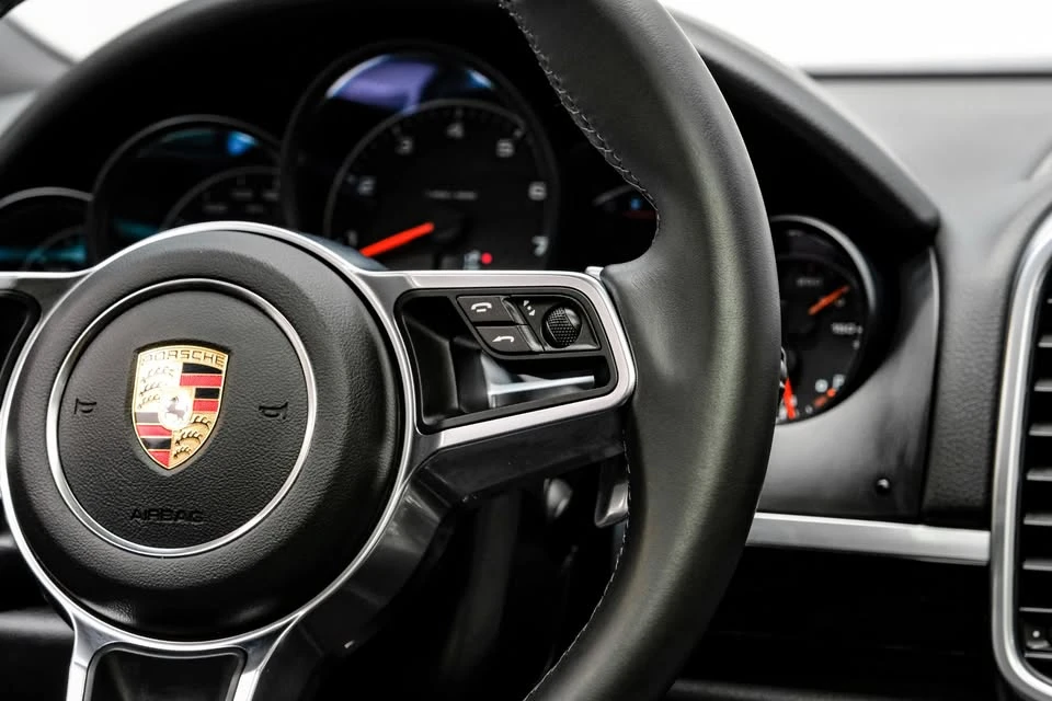 2017 Porsche 958 Cayenne - Image 18 of 19