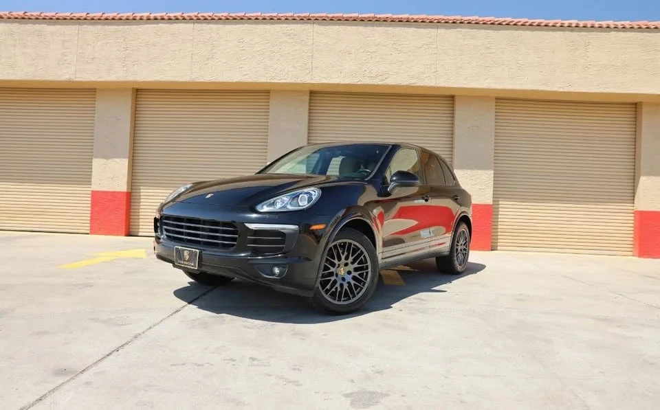 2017 Porsche 958 Cayenne - Image 4 of 11