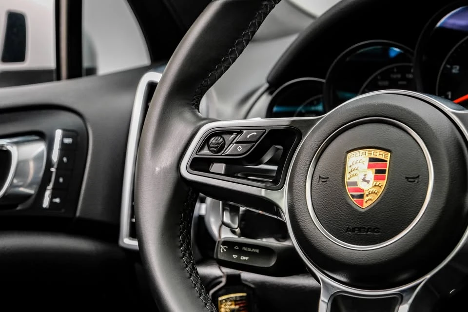 2017 Porsche 958 Cayenne - Image 17 of 19