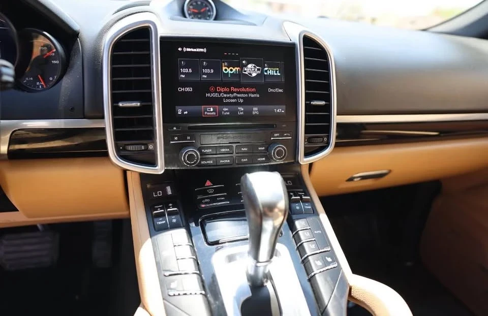 2017 Porsche 958 Cayenne - Image 9 of 11