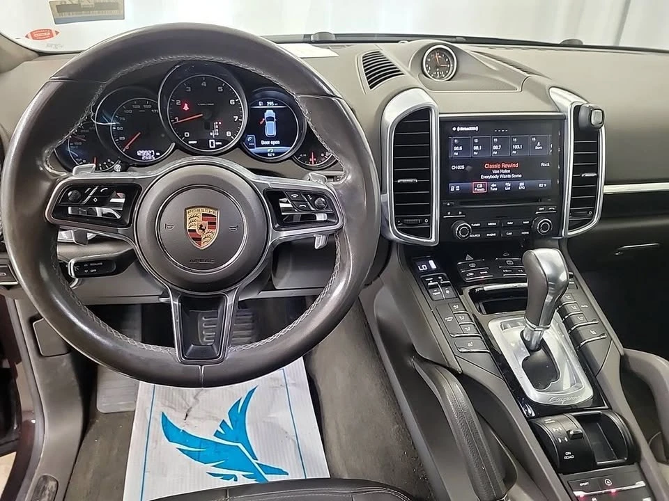 2017 Porsche 958 Cayenne - Image 8 of 9