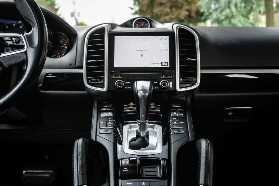 2017 Porsche 958 Cayenne - Image 6 of 9