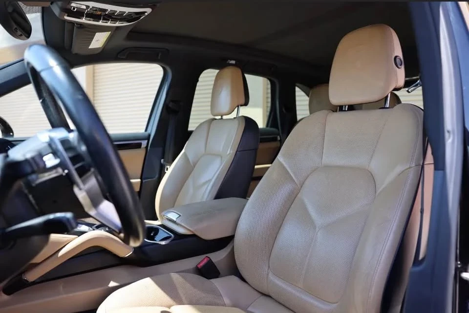 2017 Porsche 958 Cayenne - Image 10 of 11