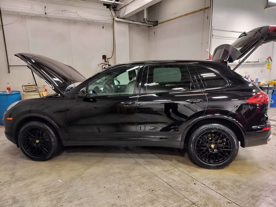 2017 Porsche 958 Cayenne - Image 2 of 5